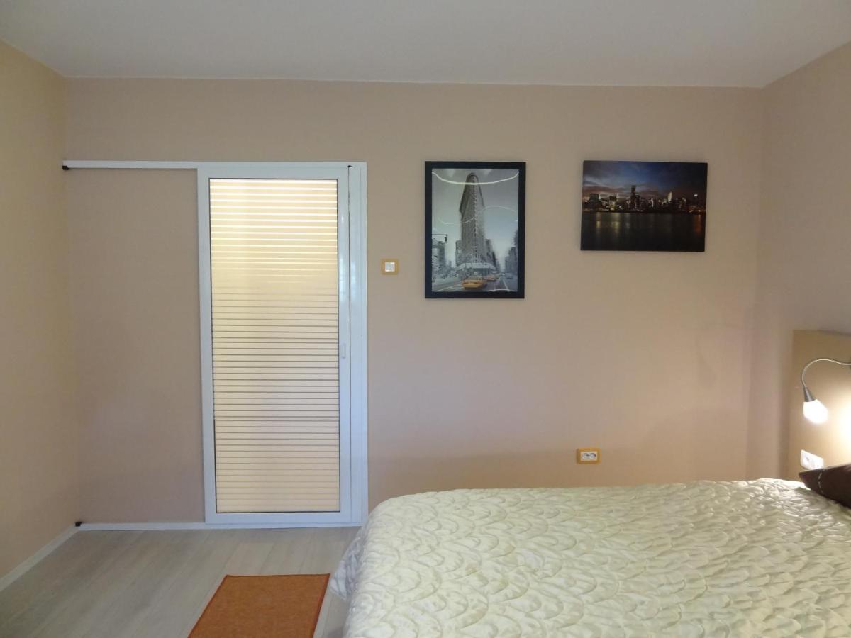 Lvc,lac & Nyc Apartshotel Faleza Apartment *