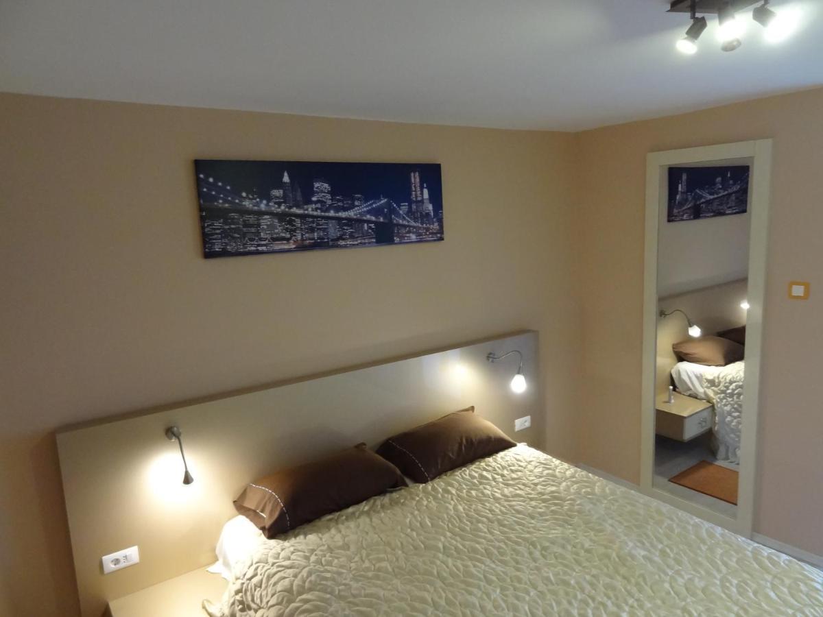 Lvc,lac & Nyc Apartshotel Faleza