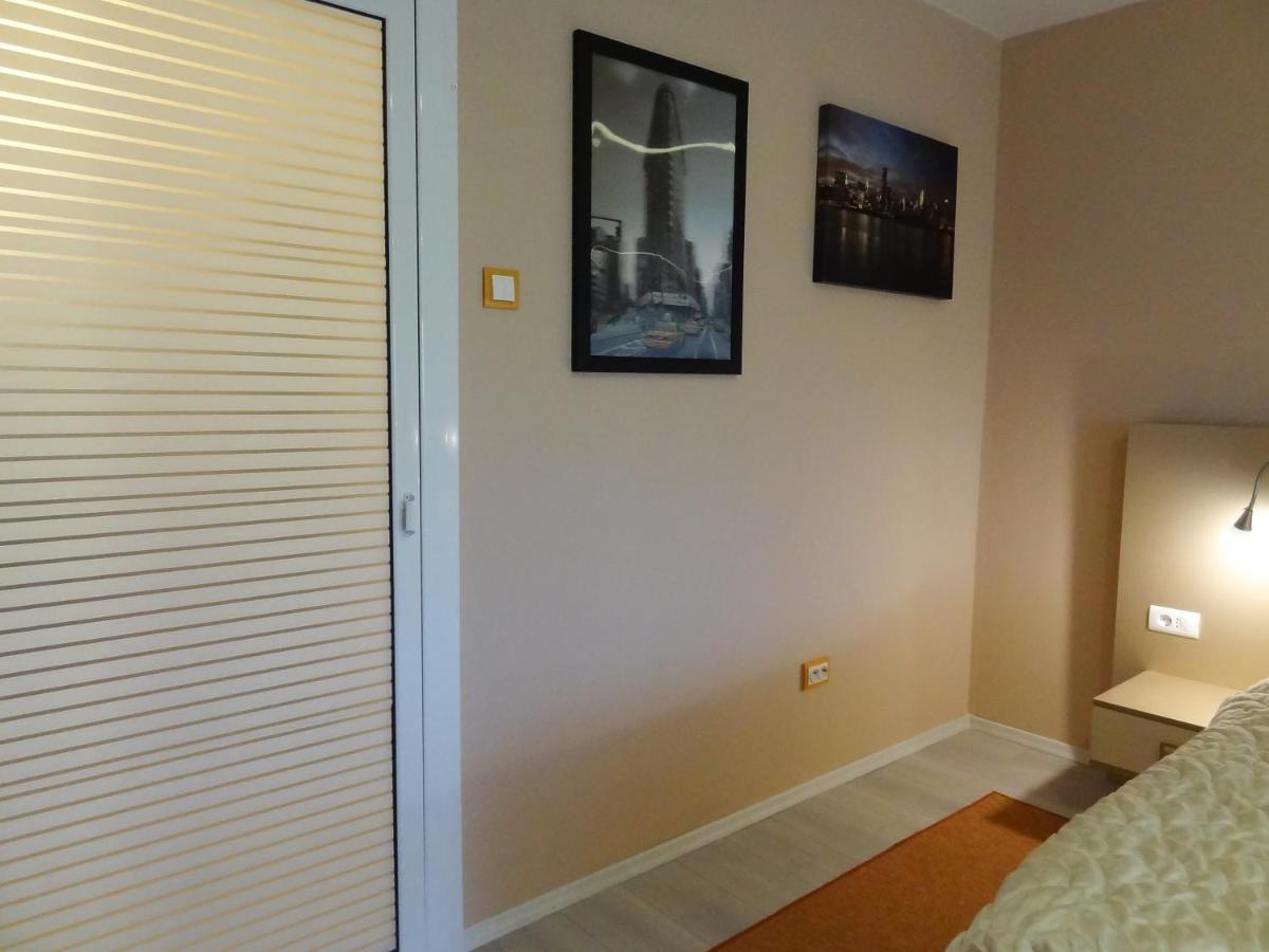 Lvc,lac & Nyc Apartshotel Faleza Apartment